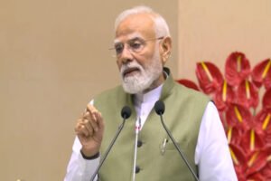 PM Modi : जिस व्यक्ति में परिश्रम, साहस, धैर्य, शक्ति, विद्या और पराक्रम होता है, ईश्वर उसकी मदद करते हैं: पीएम मोदी ?