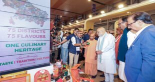 Baghpat's Ghevar : यूपी ट्रेड शो : बागपत का घेवर, शामली की पलंग तोड़ पेड़ा-बर्फी बनीं लोगों की पसंद ?