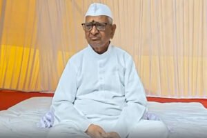 Anna Hazare : 'जीवित रहने तक लोगों की सेवा करना चाहता हूं', अस्पताल से छुट्टी मिलने पर अन्ना हजारे ?