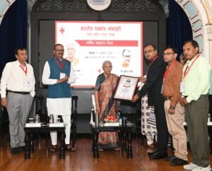 Dr. Anurag Srivastava : डॉ. अनुराग श्रीवास्तव को दूसरी बार मिला उत्कृष्ट सेवा सम्मान, राजभवन में राज्यपाल ने किया सम्मानित ?