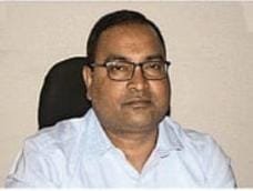 Political parties : हापुड़ में वीडियोग्राफी के तहत ईवीएम-वीवीपैट वेयर हाउस खोला और बंद किया गया, राजनीतिक दलों के प्रतिनिधि रहे मौजूद ?