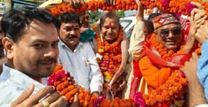 Grand welcome : नवनियुक्त क्षेत्रीय उपाध्यक्ष अखिलेश नाथ दीक्षित का बांदा में भव्य स्वागत, कार्यकर्ताओं ने आगामी चुनाव की तैयारी का लिया संकल्प ?