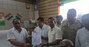 Accusation of obstruction : बदनोली विवाद में मृत दीपक के परिवार को मुआवजा और न्याय की मांग, कांग्रेस प्रतिनिधिमंडल को गांव जाने से रोकने का आरोप ?