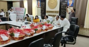 Live broadcast : आंगनबाड़ी कार्यकत्रियों और सहायिकाओं के मानदेय में बढ़ोतरी की घोषणा, हापुड़ में हुआ अयोध्या कार्यक्रम का सजीव प्रसारण