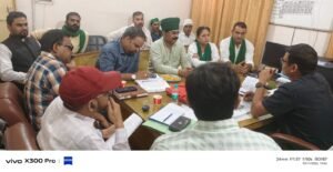 Demand for a solution : किसानों की समस्याओं को लेकर विद्युत विभाग के उच्चाधिकारियों से मिले किसान पदाधिकारी, समाधान की मांग ?