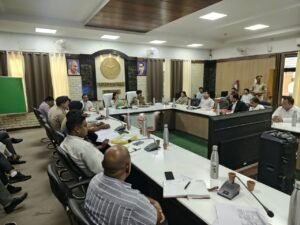 Prosecution under the chairmanship of : जिलाधिकारी की अध्यक्षता में अभियोजन कार्यों की मासिक समीक्षा बैठक सम्पन्न