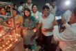 Hundreds of lamps : सेवा संकल्प अभियान के तहत गंगा बैराज पर भव्य दीपदान, जिलाधिकारी समेत नागरिकों ने जलाए सैकड़ों दीप