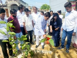 Public awareness : हापुड़ में एक माह चलेगा सेवा संकल्प अभियान, चित्रकला-निबंध प्रतियोगिता के साथ स्वच्छता, वृक्षारोपण और जनजागरूकता कार्यक्रम होंगे