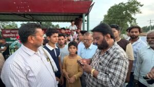 Hospital Administrator : आयुष्मान कार्ड होने के बावजूद घायल युवकों से नगद भुगतान लेने का मामला, सीएमओ और अस्पताल संचालक से चर्चा कर कराया समाधान