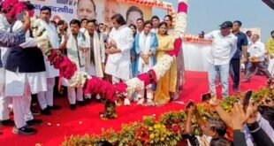 National President : बुलडोजर से माला पहनाकर भाजपा के राष्ट्रीय अध्यक्ष नितिन नवीन का स्वागत, अध्यक्ष बनने के बाद पहली बार पहुंचे मेरठ