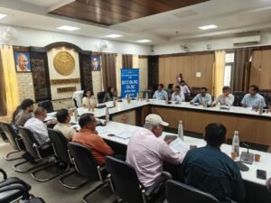 Review conducted : जिलाधिकारी की अध्यक्षता में DCC, DLRC एवं DLSC की बैठक सम्पन्न, ऋण योजनाओं की प्रगति की हुई समीक्षा