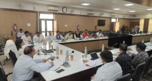 Eligible voters : मेरठ खंड शिक्षक एवं स्नातक निर्वाचन क्षेत्र की मतदाता सूची के निरंतर पुनरीक्षण की प्रक्रिया जारी, अर्ह मतदाता फार्म के माध्यम से करा सकेंगे नाम शामिल