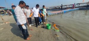 Clean Ganga : सेवा संकल्प अभियान के तहत बृजघाट गंगा पर चला स्वच्छता अभियान, विधायक ने लोगों से गंगा स्वच्छ रखने की अपील की