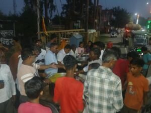 Hundreds of devotees : राधा रानी जी की छठी पर श्री कृष्ण श्याम सुंदर शनि धाम मंदिर में भव्य पूजा-अर्चना और भंडारा, सैकड़ों श्रद्धालुओं ने ग्रहण किया प्रसाद