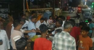 Hundreds of devotees : राधा रानी जी की छठी पर श्री कृष्ण श्याम सुंदर शनि धाम मंदिर में भव्य पूजा-अर्चना और भंडारा, सैकड़ों श्रद्धालुओं ने ग्रहण किया प्रसाद