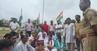 Demand for arrest : वोट चोरी के विरोध में कांग्रेसियों का पैदल मार्च रोका, पुलिस से धक्का-मुक्की, ज्ञानेश कुमार की गिरफ्तारी की मांग