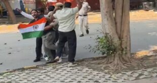 Slogan-shouting : जंतर-मंतर पर प्रदर्शन करने पहुंचे CJP नेता आशुतोष रांका और सौरव दास हिरासत में, तिरंगा लेकर कर रहे थे नारेबाजी ?