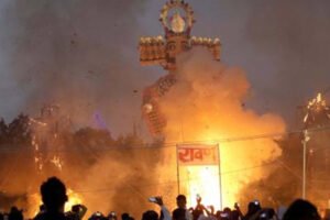 Mythological beliefs : पाकिस्तान से आए शरणार्थियों ने रांची में किया था पहला रावण दहन, जानें दशहरे से जुड़ी पौराणिक मान्यताएं ?