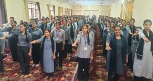 Administered the oath : मतदाता साक्षरता क्लब के तहत छात्राओं को निर्भीक होकर वोट डालने की दिलाई शपथ ?