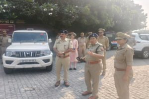 Instruction : नोएडा में मतदान केंद्रों की सुरक्षा व्यवस्था का डीसीपी ने लिया जायजा, पुलिसकर्मियों को सतर्क रहने के निर्देश ?