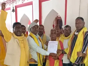 Displeasure : गोंड महासभा ने पीपी कमैचा ब्लॉक कार्यकारिणी का किया गठन, सरकारी योजनाओं का लाभ न मिलने पर जताई नाराजगी