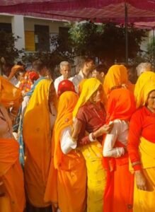 Queues of women : दौसा में पंचायत चुनाव के दूसरे चरण का मतदान शुरू : धूप खिलते ही बूथों पर लगी महिलाओं की कतारें ?