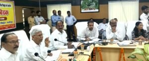 Dialogue : पिछड़ा वर्ग की सामाजिक, आर्थिक और राजनीतिक स्थिति का आकलन करने फतेहपुर पहुंचा समर्पित पिछड़ा वर्ग आयोग, जनप्रतिनिधियों से किया संवाद ?