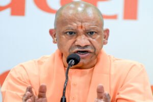 Special Appeal : SIR पर CM योगी बोले- 'अपात्र नाम हटाना भारत की सुरक्षा, एकता और अखंडता के लिए अनिवार्य', युवाओं से की खास अपील