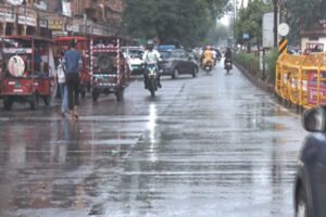 Rain and hailstorm : पश्चिमी विक्षोभ से राजस्थान में बदला मौसम का मिजाज, बारिश-ओलावृष्टि से बढ़ी ठंड ?