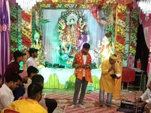 Devotees thronged : कोथराकलां दुर्गा पूजा पंडाल में यूट्यूबर सत्यम की प्रस्तुति, अष्टमी पर भक्तिमय माहौल में उमड़े श्रद्धालु