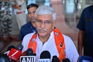 Worrying: Shekhawat : संवैधानिक संस्थाओं पर विपक्ष के हमले लोकतंत्र के लिए चिंताजनक : शेखावत