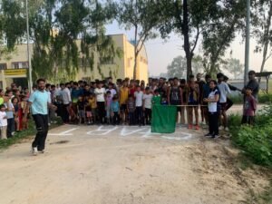Babugarh Stadium : गांधी जयंती पर स्पोर्ट्स स्टेडियम बाबूगढ़ में पैदल चाल प्रतियोगिता, 135 खिलाड़ियों ने लिया हिस्सा