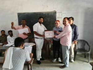 Membership Drive : एटा में माध्यमिक शिक्षणेत्तर कर्मचारी एसोसिएशन की बैठक, एसीपी प्रकरणों के निस्तारण और सदस्यता अभियान पर जोर