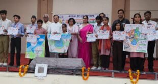 Environmental Conservation : सेवा संकल्प अभियान के तहत हापुड़ की ग्राम पंचायतों में चला स्वच्छता अभियान, छात्राओं ने चित्रों से दिया पर्यावरण संरक्षण का संदेश