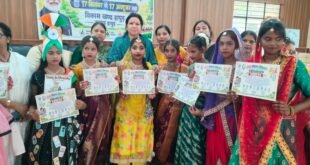 Nutrition Potli : सेवा संकल्प अभियान में हापुड़ में निकली सेवा ज्योति कलश यात्रा, गर्भवती महिलाओं को बांटी गई पोषण पोटली