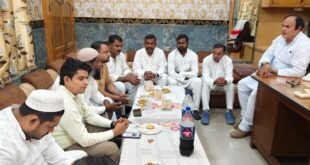 Fariduzzafar : असदुद्दीन ओवैसी की 18 तारीख को रामपुर में प्रस्तावित जनसभा को सफल बनाने की तैयारी, AIMIM जिलाध्यक्ष फरीदुज़्ज़फ़र रहमानी ने पदाधिकारियों से की अपील