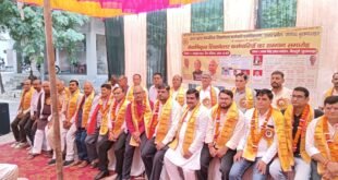 Executive : बुलंदशहर में सेवानिवृत्त शिक्षणेत्तर कर्मचारियों का सम्मान, संगठन ने नई कार्यकारिणी गठित की