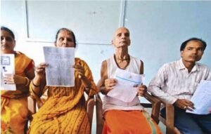 Sheetal Das : किराएदार पर बुजुर्ग दंपति को घर से निकालने का आरोप, न्याय के लिए अधिकारियों के चक्कर काट रहे शीतल दास