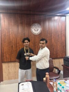 Won Gold : ललितपुर के लाल सृजल राठौर ने बढ़ाया जिले का मान: पैरा टेबल टेनिस में राज्य स्तर पर शानदार प्रदर्शन, देहरादून मैराथन में जीता गोल्ड