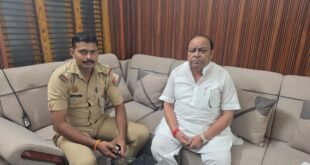 Dictatorship : दिल्ली में CJP के प्रदर्शन को कांग्रेस के समर्थन के बीच हापुड़ जिलाध्यक्ष राकेश त्यागी नजरबंद, सरकार पर लगाए तानाशाही के आरोप