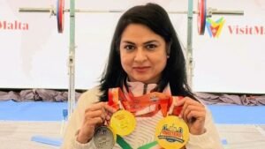 IRS: अधिकारी एकता बिश्नोई ने अमेरिका में रचा इतिहास, वर्ल्ड मास्टर्स क्लासिक पावरलिफ्टिंग चैंपियनशिप में जीते तीन स्वर्ण पदक