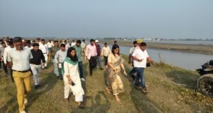 Arrangements : कार्तिक पूर्णिमा मेले की तैयारियों का डीएम कविता मीना और एसपी मधुबन कुमार सिंह ने किया निरीक्षण, मैप के अनुसार व्यवस्थाएं पूरी करने के निर्देश