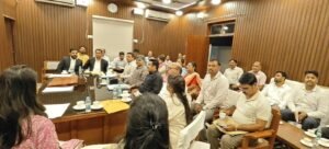 Preparation begins : हापुड़ में 1 नवंबर को मेगा शिविर, पात्र लाभार्थियों को जनकल्याणकारी योजनाओं से लाभान्वित करने की तैयारी शुरू